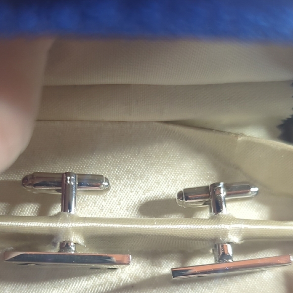 Silver Plated Geometric Cufflinks - Picture 5 of 6
